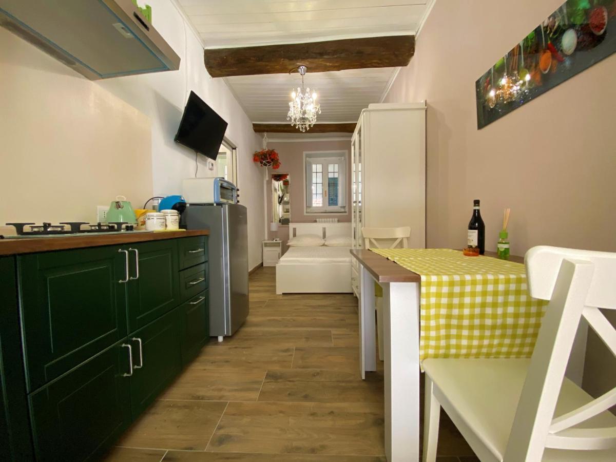 Nicolaus Apartment Сесто Календе Екстериор снимка